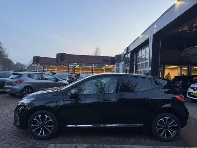 Renault Clio 1.0 TCe 90pk Techno+360 Camera!! 2025 Benzine 9