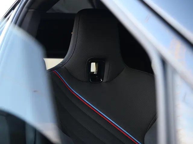 BMW iX xDrive M70 2026 Elektrisch 26