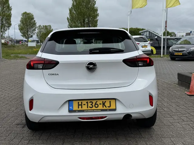 Opel Corsa 1.2 Edition 2020 Benzine 3