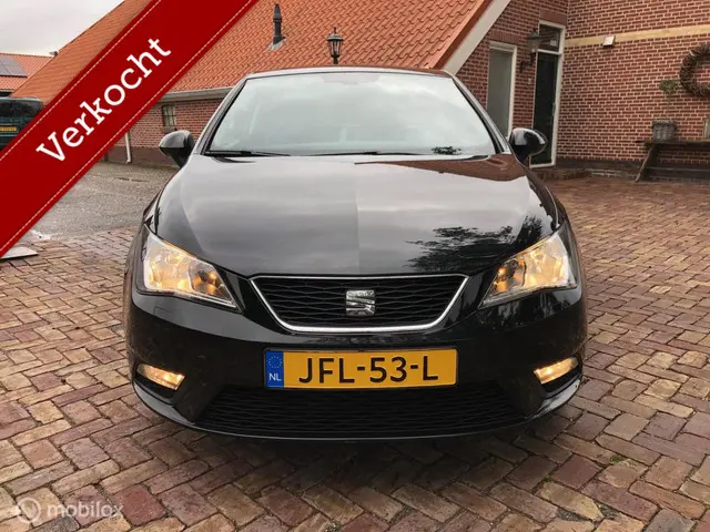 SEAT Ibiza SC 1.4 i-tech Vol opties!! 2013 Benzine 2