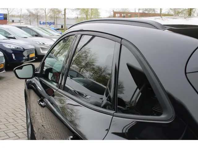 Ford Kuga 2.5 PHEV ST-Line X 2025 Hybride Benzine 7