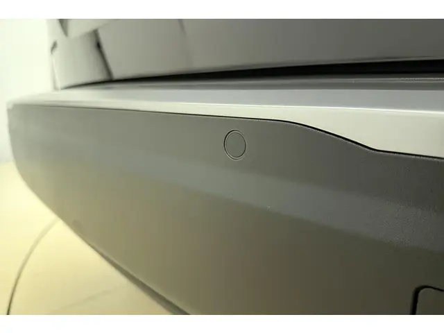 Peugeot 2008 1.2 PureTech 100 Allure 2024 Benzine 7