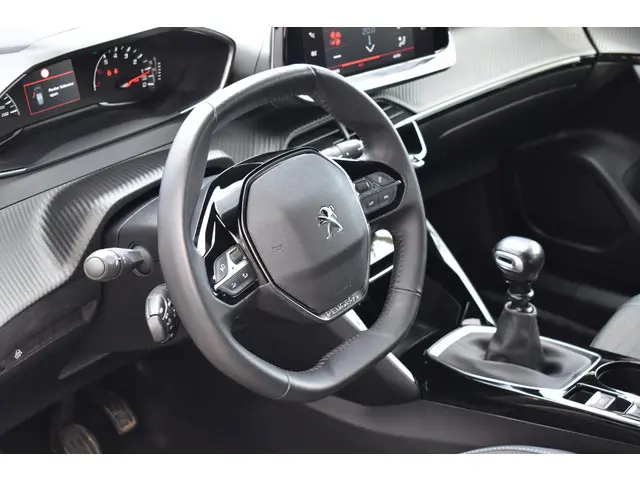 Peugeot 2008 1.2 PureTech Allure 2023 Benzine 5