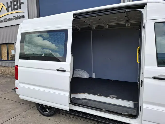 Volkswagen Crafter 35 2.0 TDI L3H3 Highline 2019 Diesel 36