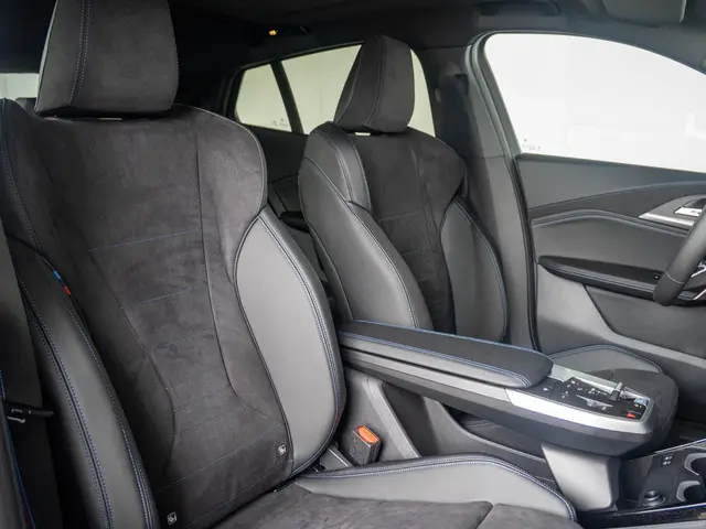 BMW iX2 eDrive20 2025 Elektrisch 8