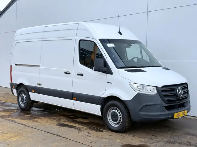 Mercedes-Benz eSprinter 112 2022 Elektrisch 4