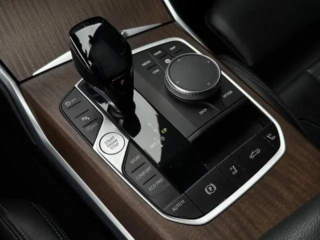 BMW 4 Serie Cabrio 420i High Executive 2021 Benzine 28