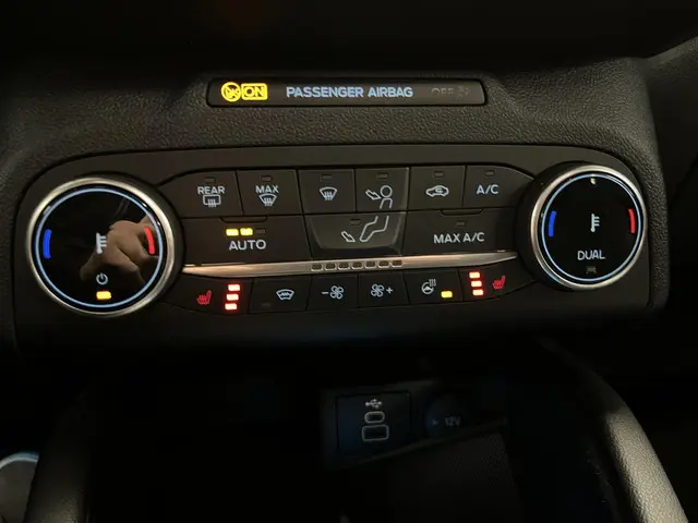 Ford Kuga 2.5 PHEV ST-Line 2024 Hybride Benzine 45