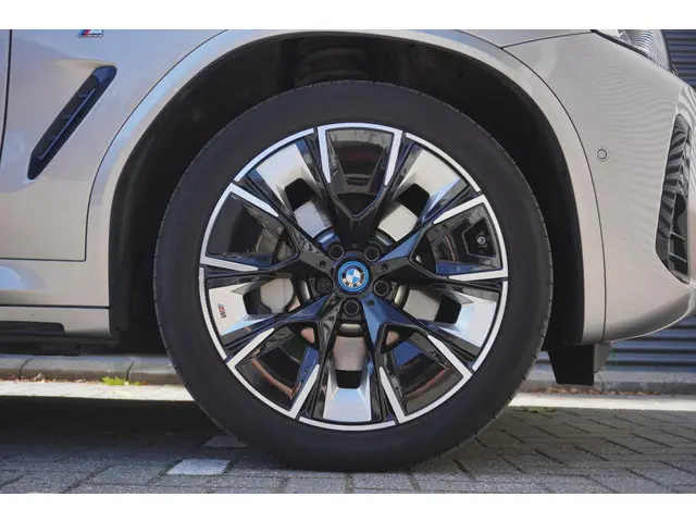 BMW iX3 High Executive 2023 Elektrisch 6