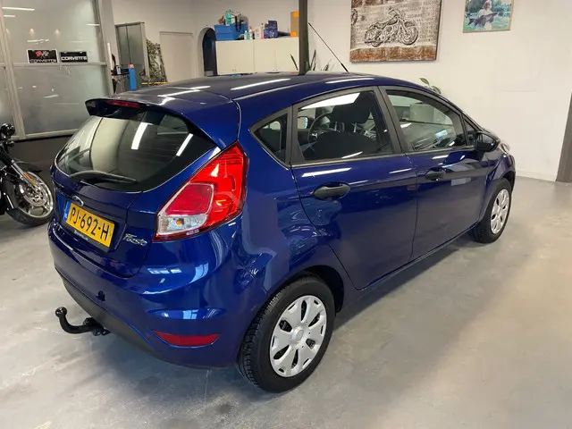 Ford Fiesta 1.25 2015 Benzine 6