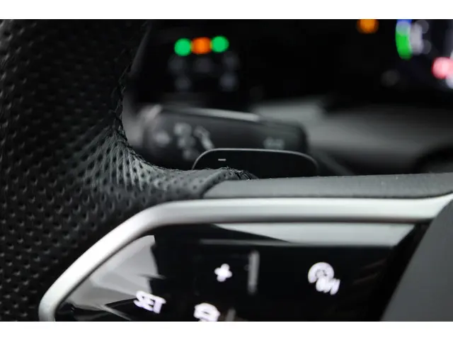 Volkswagen Golf 1.4 eHybrid GTE 2023 Hybride Benzine 13