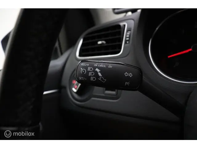 Volkswagen Polo 1.2 TSI Comfortline 2017 Benzine 28