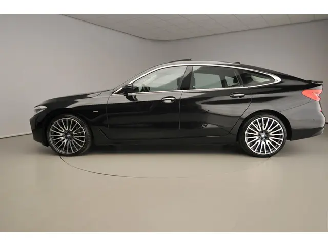BMW 6 Serie Gran Turismo 640i 2018 Benzine 2