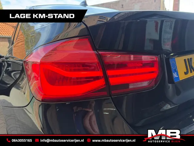 BMW 3 Serie 320i Centennial Executive 2016 Benzine 11