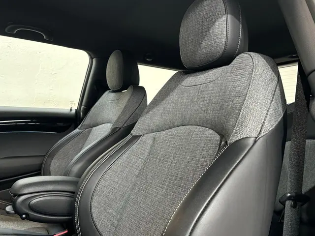 MINI Electric Mini Classic 33 kWh 2022 Elektrisch 11