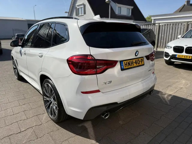 BMW X3 xDrive30e M-Sport 2021 Hybride Benzine 7