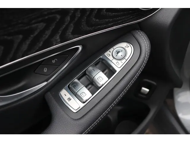 Mercedes-Benz GLC 250 4MATIC 2017 Benzine 20