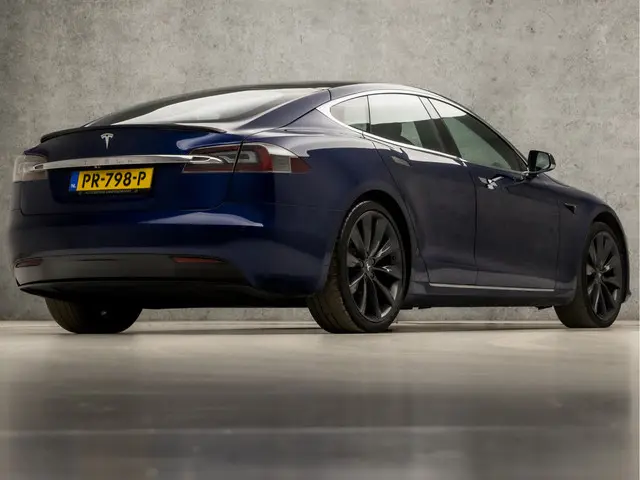 Tesla Model S 90D Performance Pack 2017 Elektrisch 5