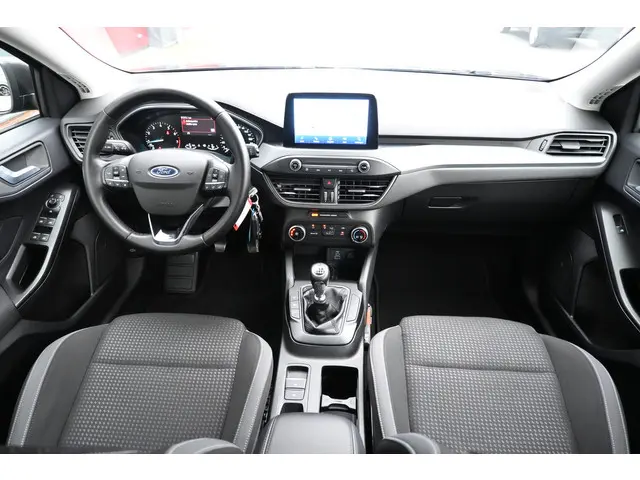 Ford Focus Wagon 1.0 EcoBoost Connected 2022 Benzine 4
