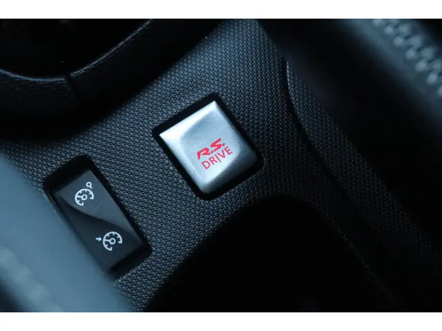 Renault Clio 1.2 GT | AUTOMAAT / GT LINE / VOL! 2013 Benzine 21