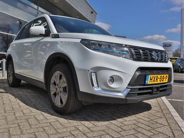 Suzuki Vitara 1.5 Hybrid Select 2023 Hybride Benzine 6