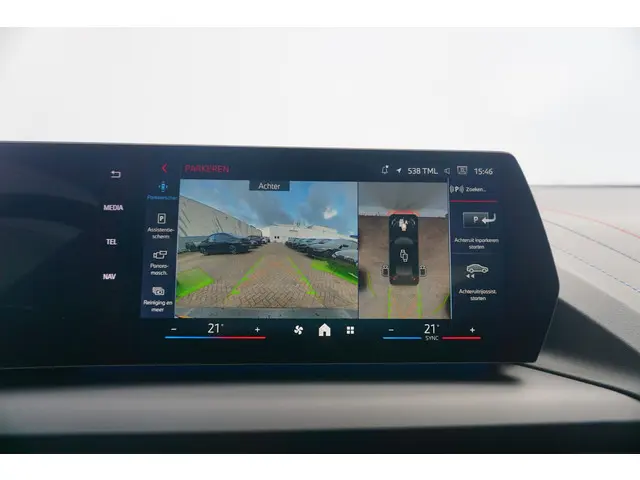 BMW 2 Serie Gran Coupé M235 xDrive 2026 Benzine 24