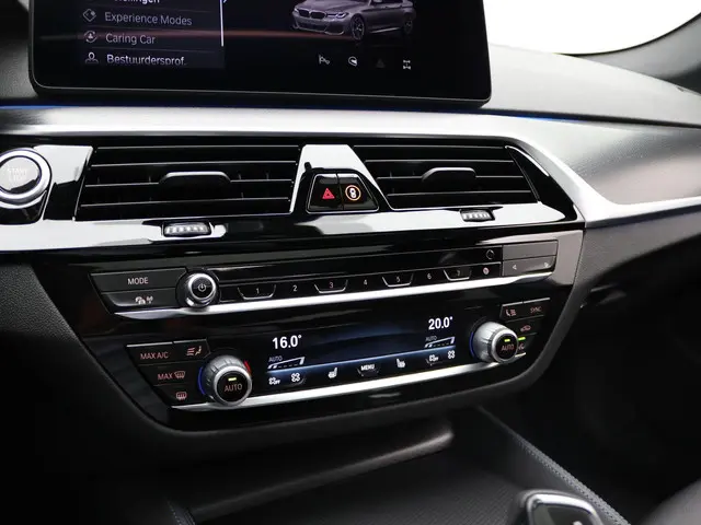 BMW 5 Serie Sedan 545e xDrive 2022 Hybride Benzine 13