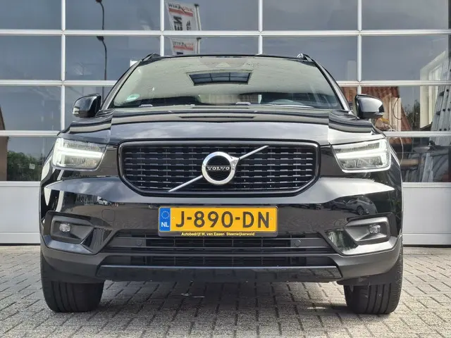 Volvo XC40 1.5 T3 R-Design 2020 Benzine 8