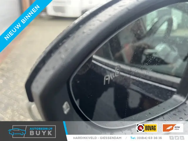 Volkswagen Golf 2.0 TSI GTI TCR 2019 Benzine 17