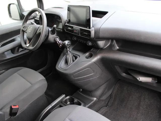 Opel Combo 1.5D L2H1 Standaard 2023 Diesel 3