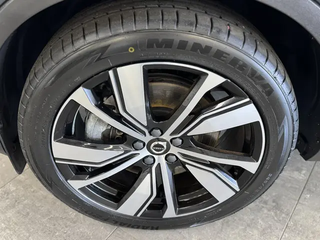 Volvo XC40 1.5 T4 Recharge R-Design 2022 Hybride Benzine 33