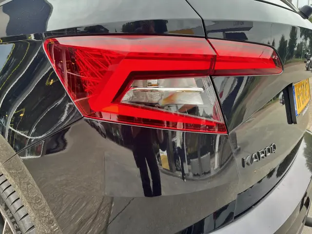 Škoda Karoq 1.5 TSI ACT Sportline Business 2020 Benzine 20