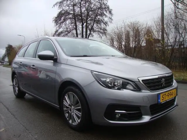 Peugeot 308 2