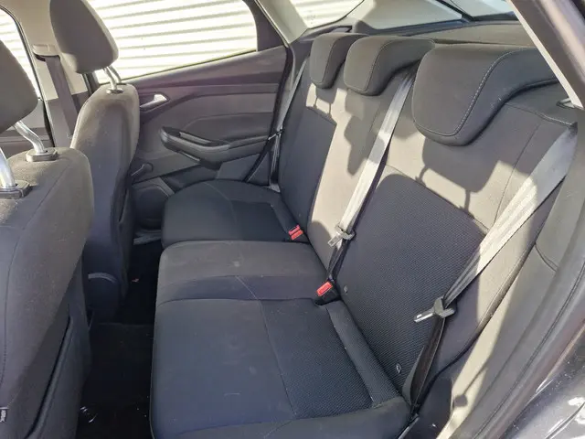 Ford Focus 1.0 Trend Edition 2015 Benzine 5