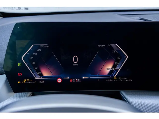 BMW X1 xDrive25e FACELIFT 2023 Hybride Benzine 15