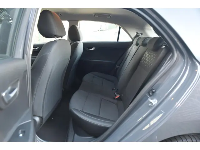 Kia Rio 1.2 Vision 2022 Benzine 29