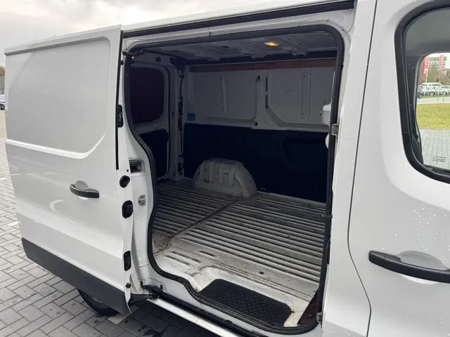 Renault Trafic 1.6 dCi T27 L1H1 Comfort 2017 Diesel 9
