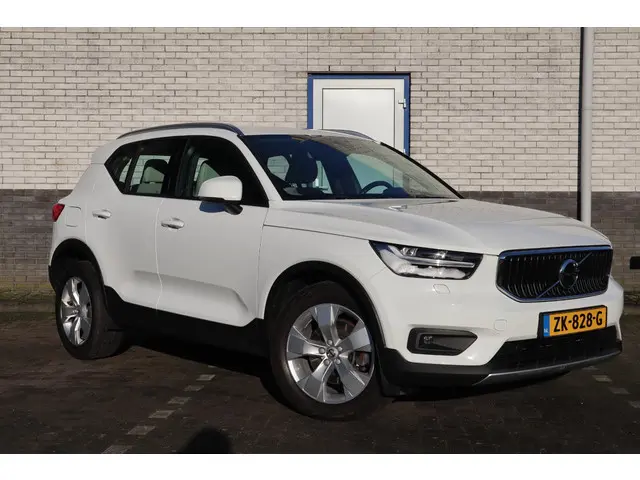 Volvo XC40 2.0 T4 Momentum Pro 2019 Benzine 4