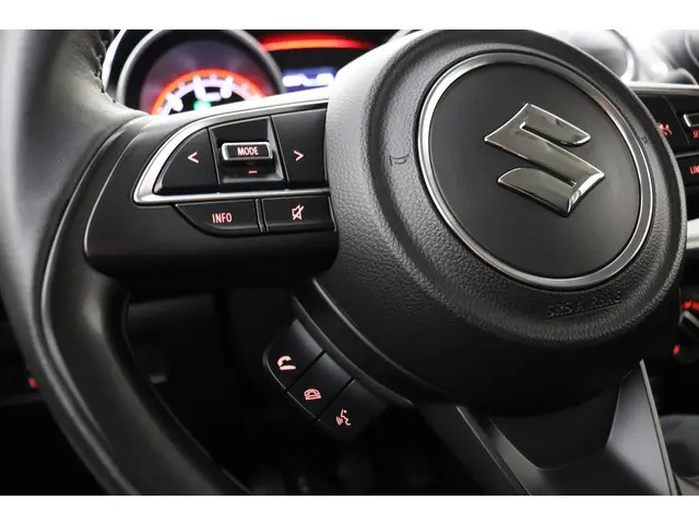 Suzuki Swift 1.2 Select Smart Hybrid 2024 Benzine 25