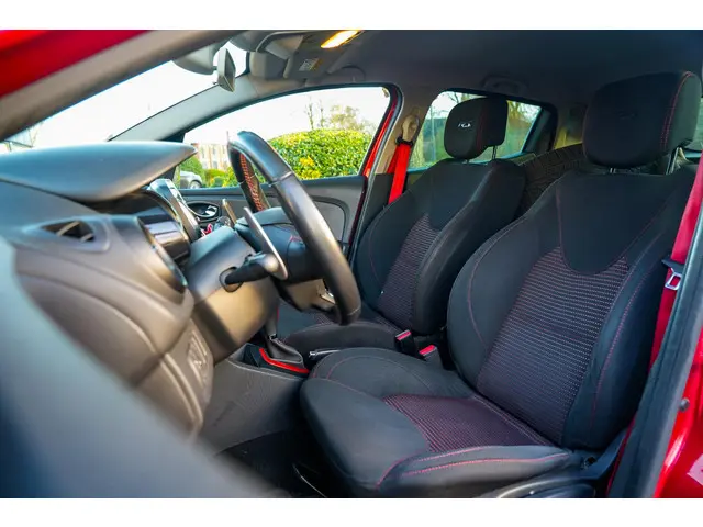 Renault Clio 1.6 R.S. 2014 Benzine 8