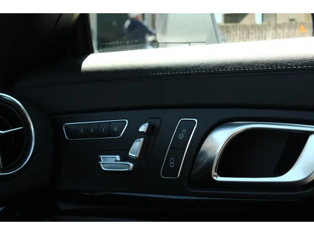 Mercedes-Benz SL 500 2012 Benzine 14
