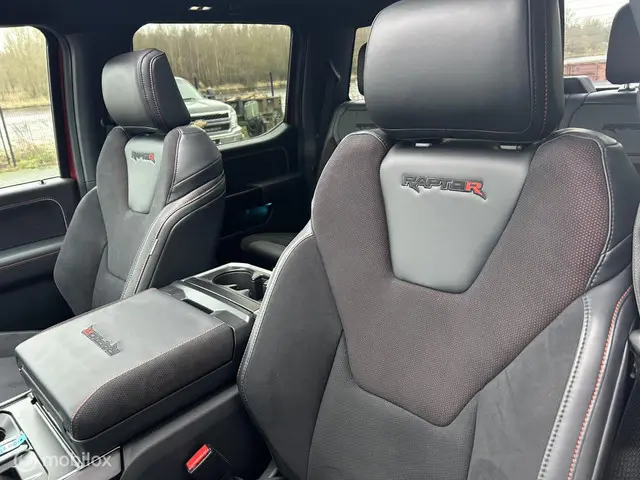 Ford F-150 USA Raptor R 2024 Benzine 21