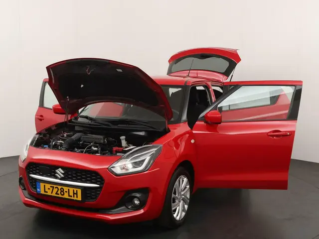 Suzuki Swift 1.2 Select Smart Hybrid 2021 Benzine 18