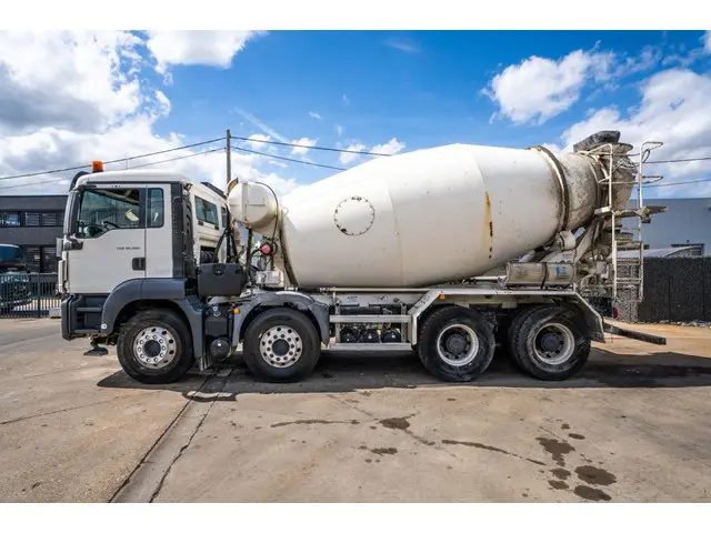 MAN TGS 32 360 BB+ LIEBHERR 9m3 2015 Diesel 6