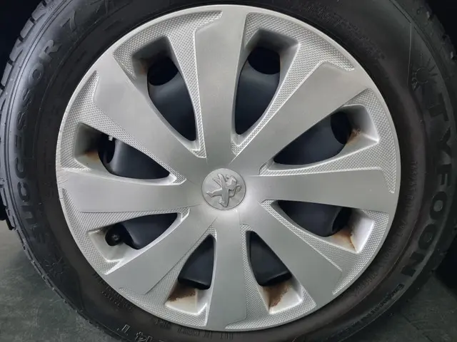 Peugeot 108 1.0 e-VTi Blue Lion / Airco 2017 Benzine 19