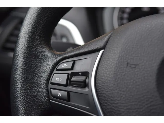 BMW 1 Serie 118i Edition Sport Line 2017 Benzine 25