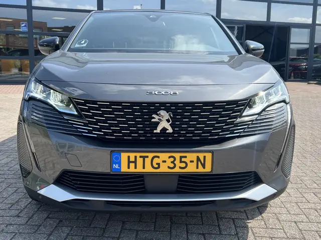 Peugeot 3008 1.2 130 pk Automaat Allure Pack 2023 Benzine 8
