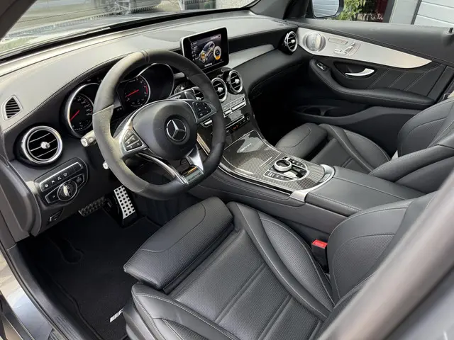 Mercedes-Benz GLC 2