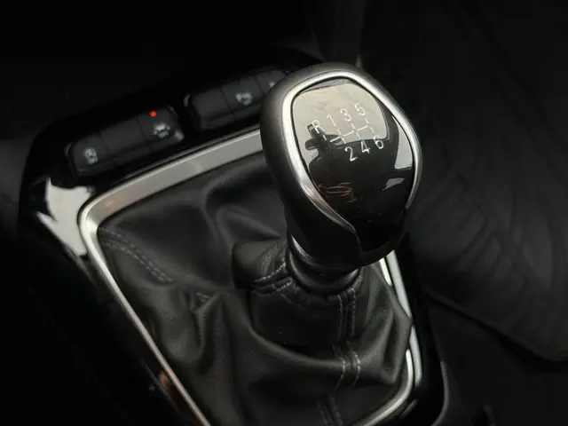 Opel Corsa 1.2 GS Line 2020 Benzine 29