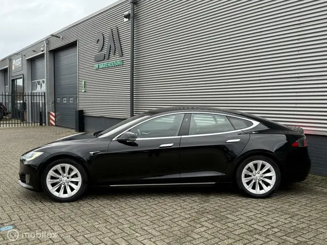 Tesla Model S 75 Base PANORAMADAK BTW 2017 Elektrisch 4